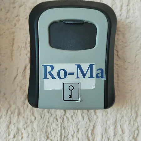 Ro-ma Apartment *